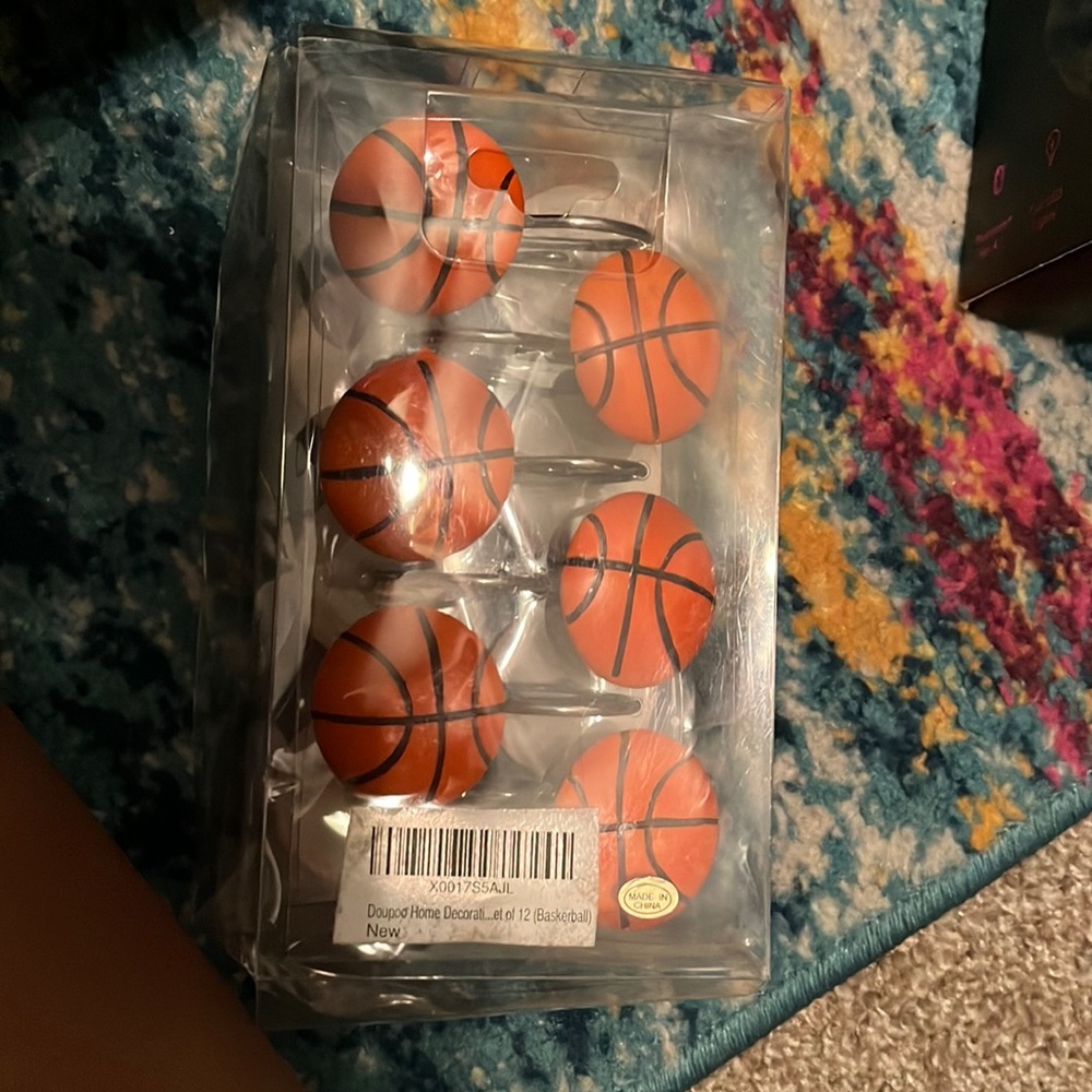 Basketball shower hooks